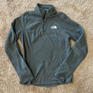 Lightly warn north face fleece. Size XS